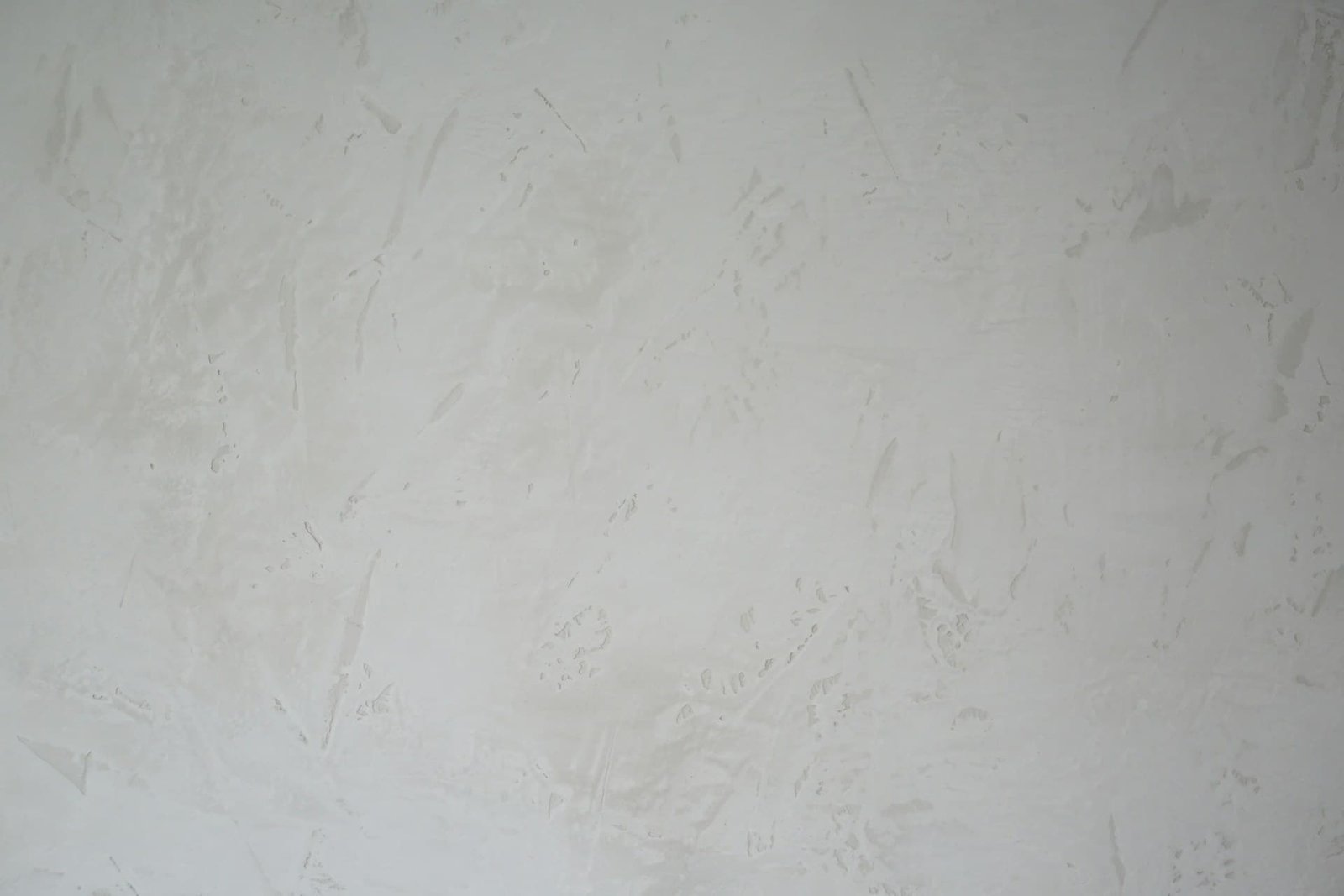 Wand wird mehrfach gestrichen